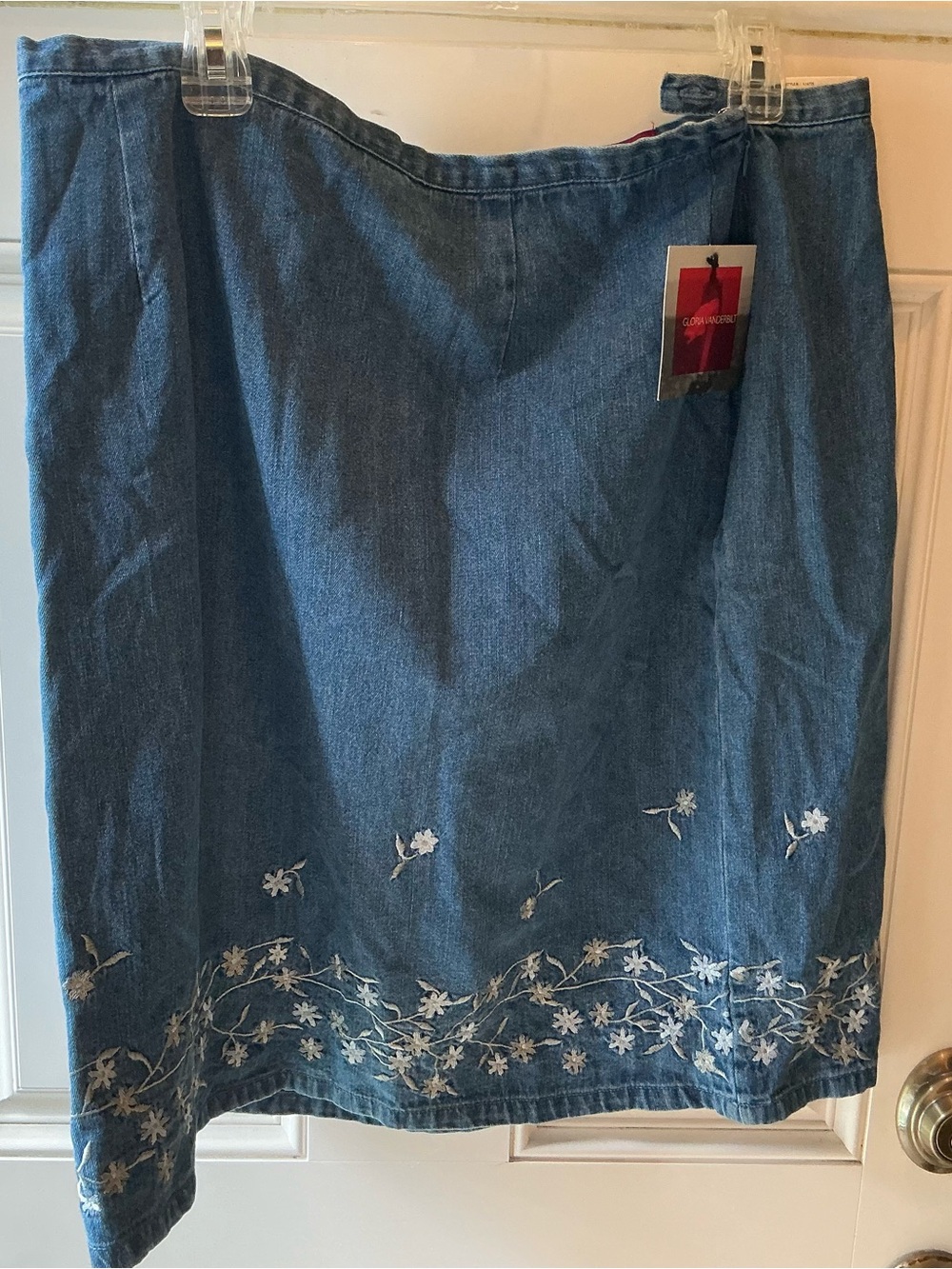 Gloria Vanderbilt Blue Denim Midi Skirt with White Floral Embroidery